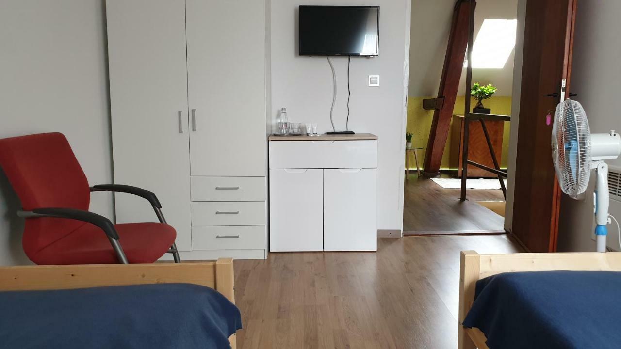 Guesthouse Osvald Zirovnica Zewnętrze zdjęcie