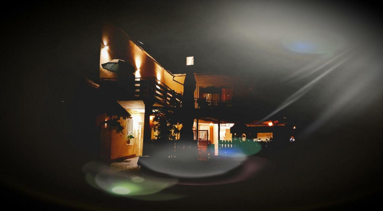 Guesthouse Osvald Zirovnica Zewnętrze zdjęcie