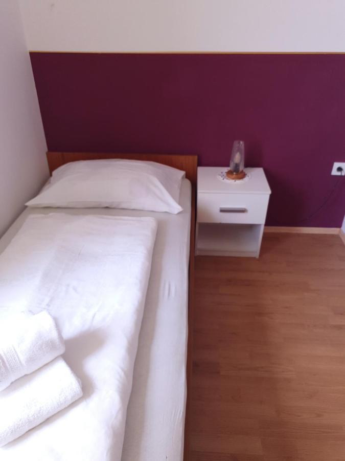 Guesthouse Osvald Zirovnica Zewnętrze zdjęcie