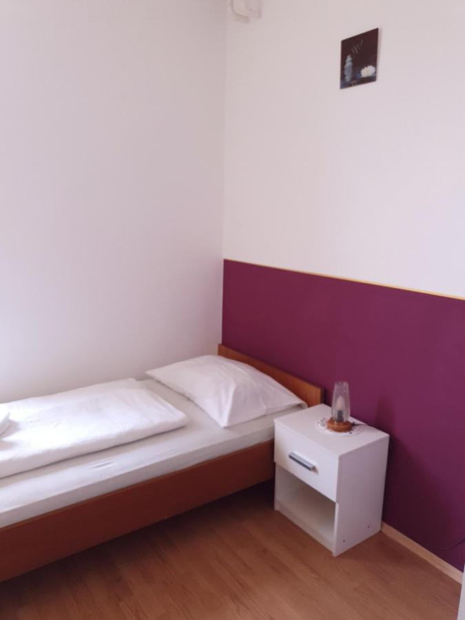 Guesthouse Osvald Zirovnica Zewnętrze zdjęcie